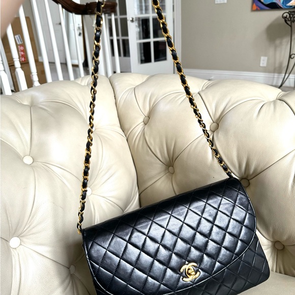 SOLD - 💎 AUTH Chanel Vintage Classic Single Flap Bag Quilted Lambskin Large - Picture 7 of 15